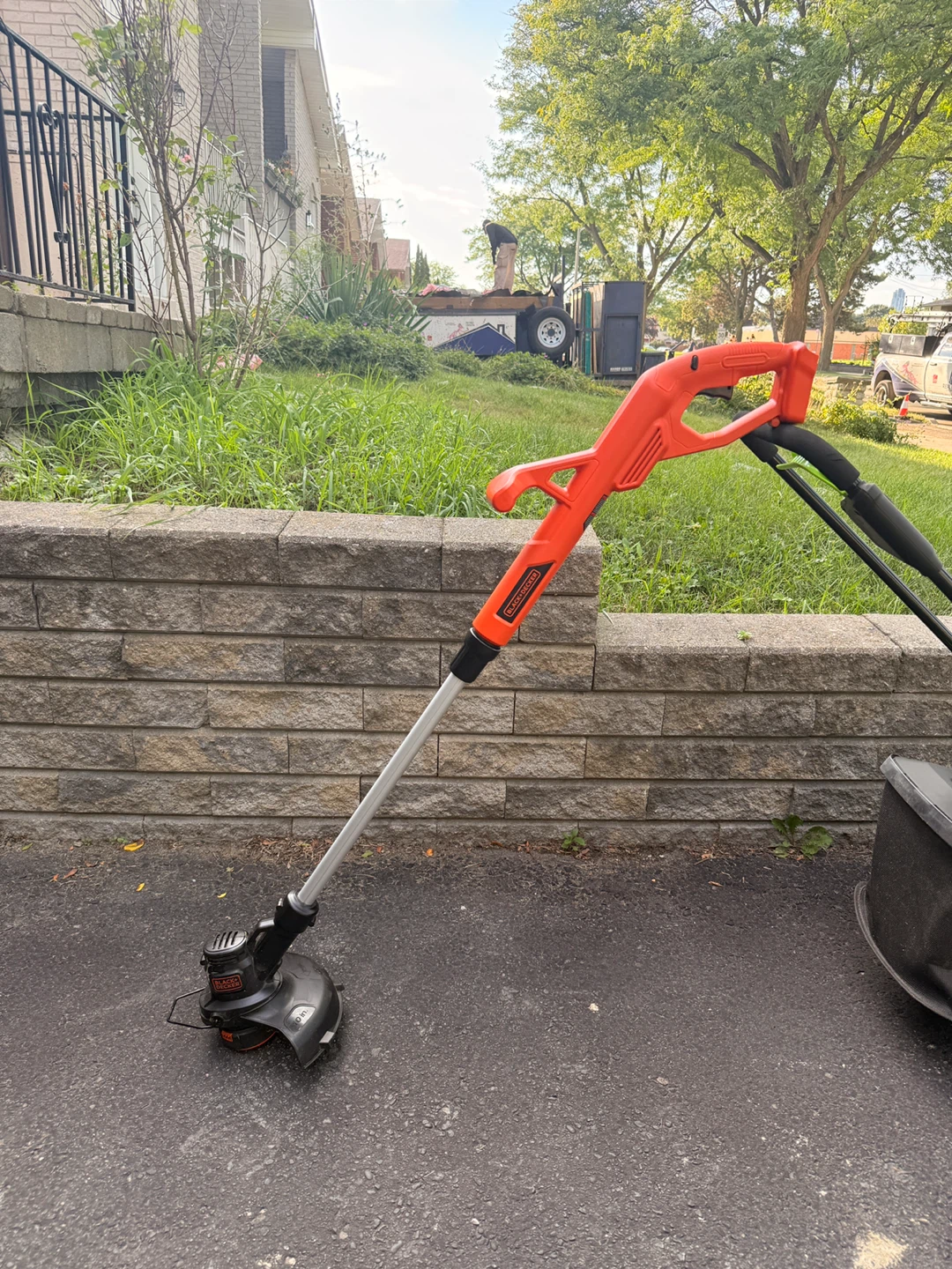 STEELITE Electric Lawn Mower & Black+Decker Edge Trimmer - photo 5