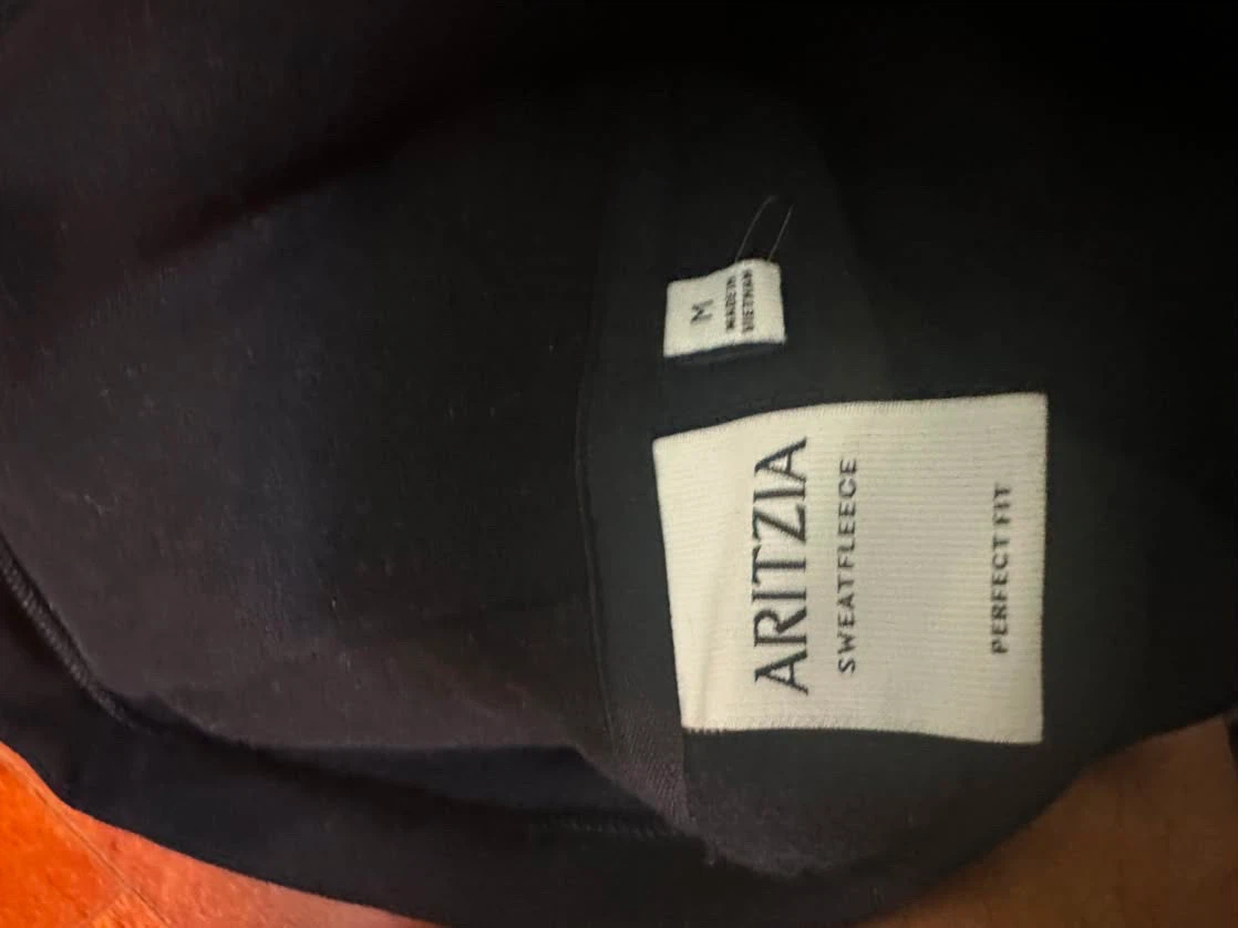 Aritzia Black Sweatfleece Hoodie - photo 3