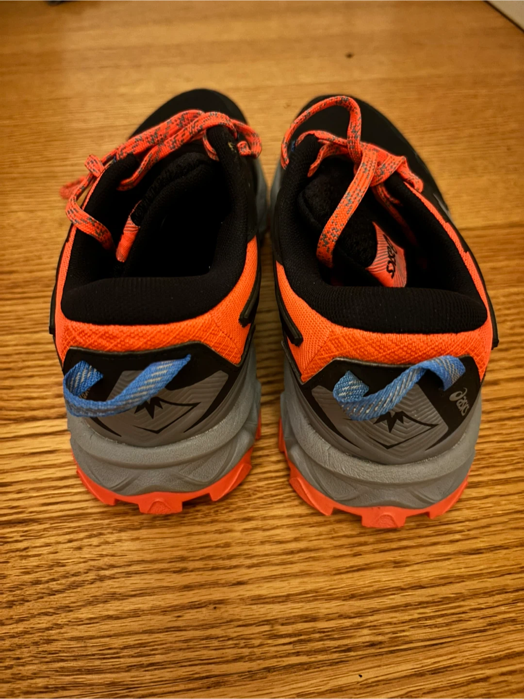ASICS gel Fuji shoes women’s size 7.5 - photo 3