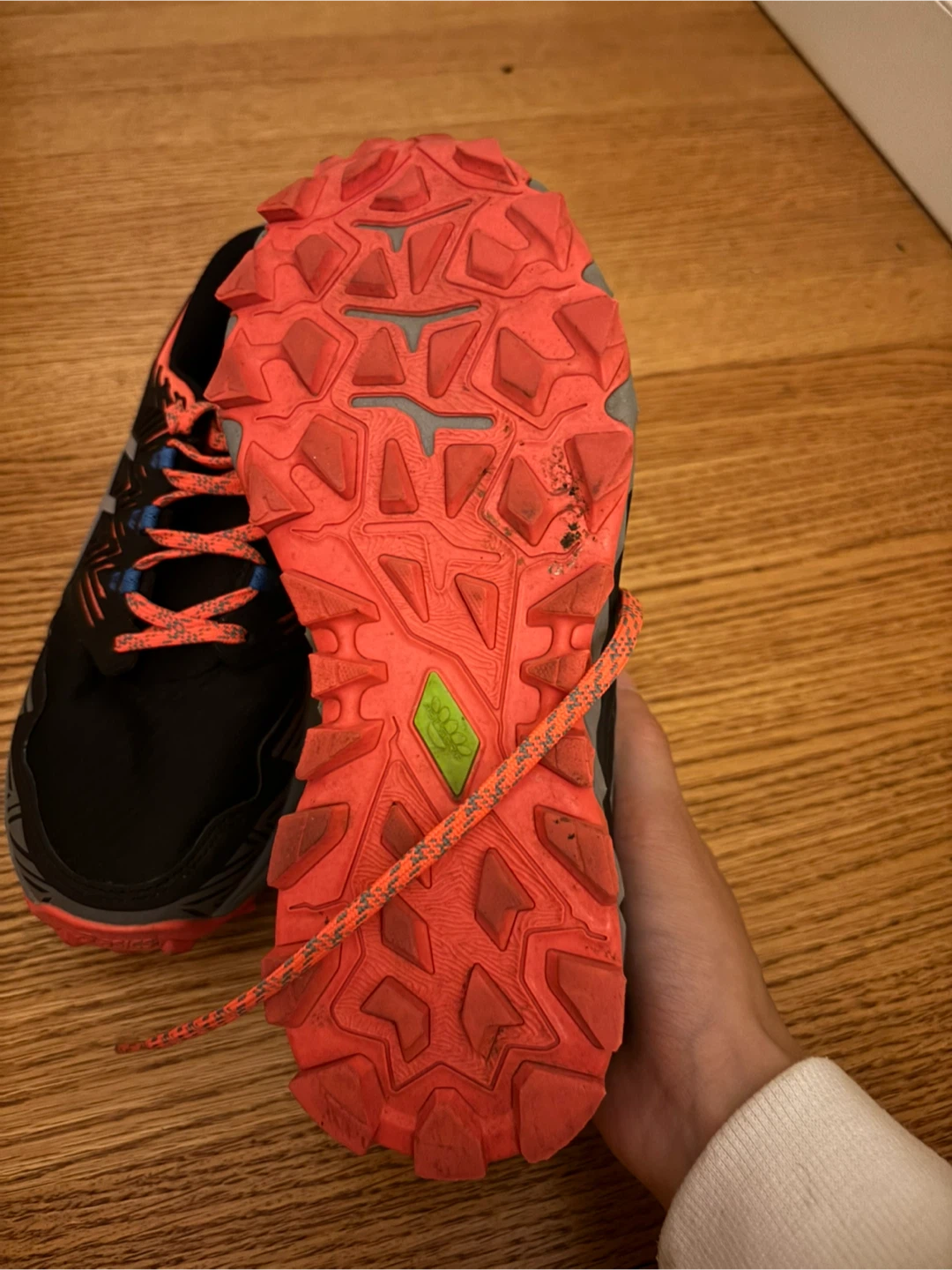 ASICS gel Fuji shoes women’s size 7.5 - photo 5