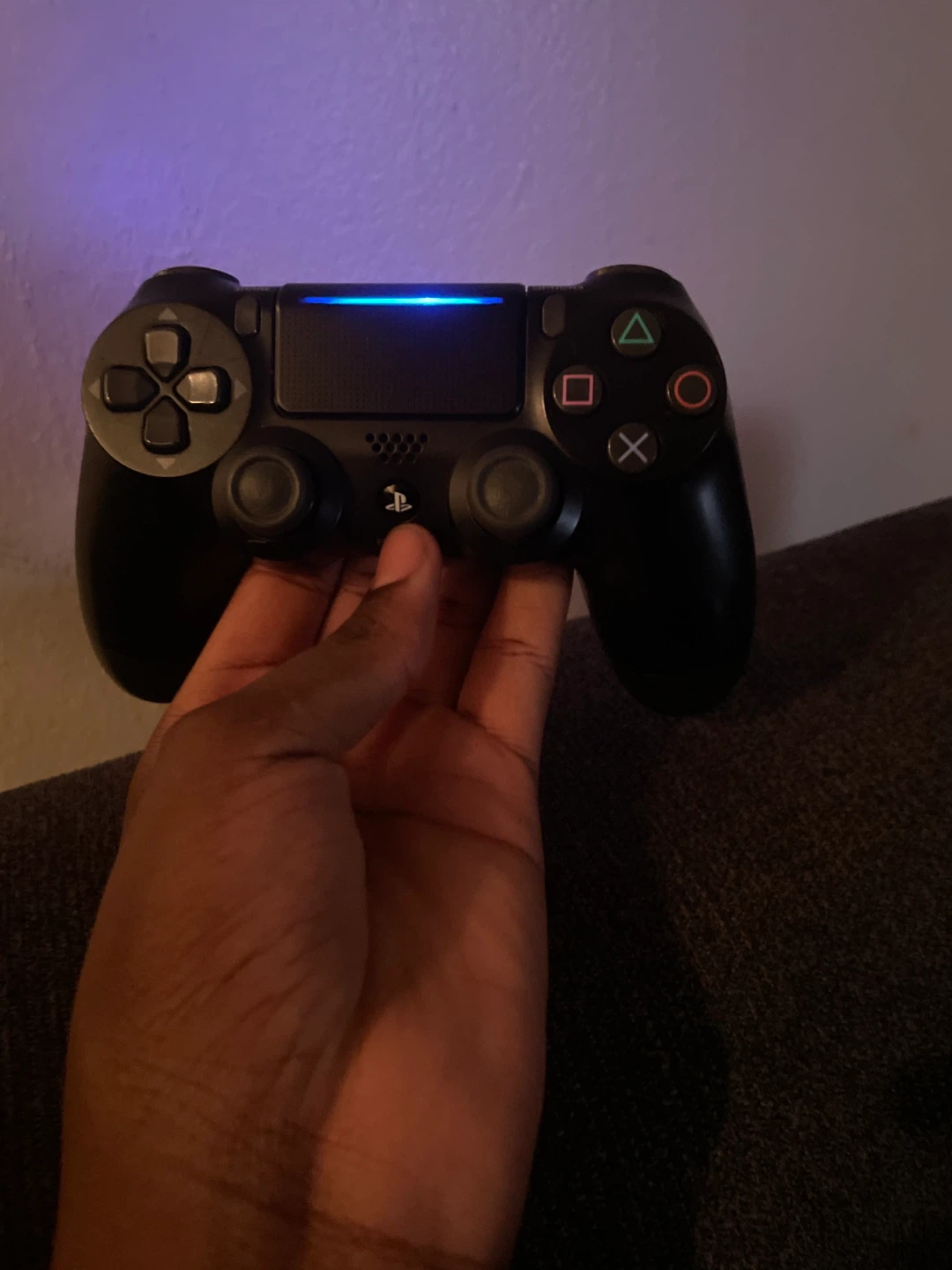 Sony PlayStation 4 DualShock 4 Controller - photo 3