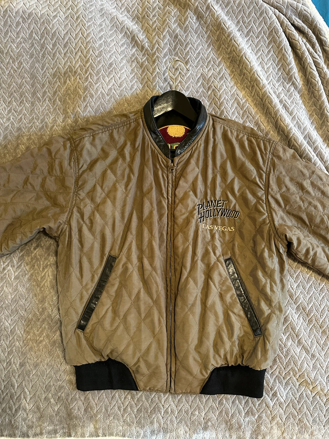 Vintage Planet Hollywood Las Vegas Bomber Jacket - photo 4