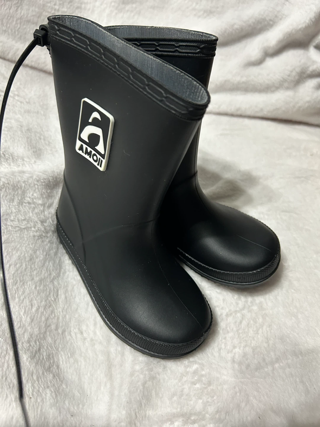 New-kids Amoii Black Rubber Rain Boots! - photo 2