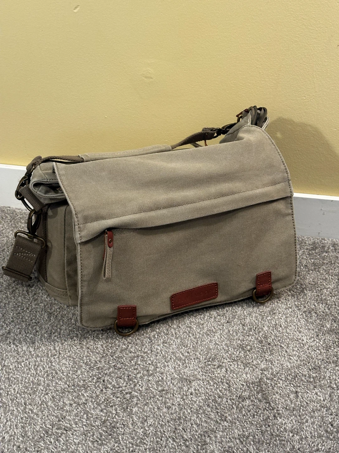 Kelly Moore Camera Bag