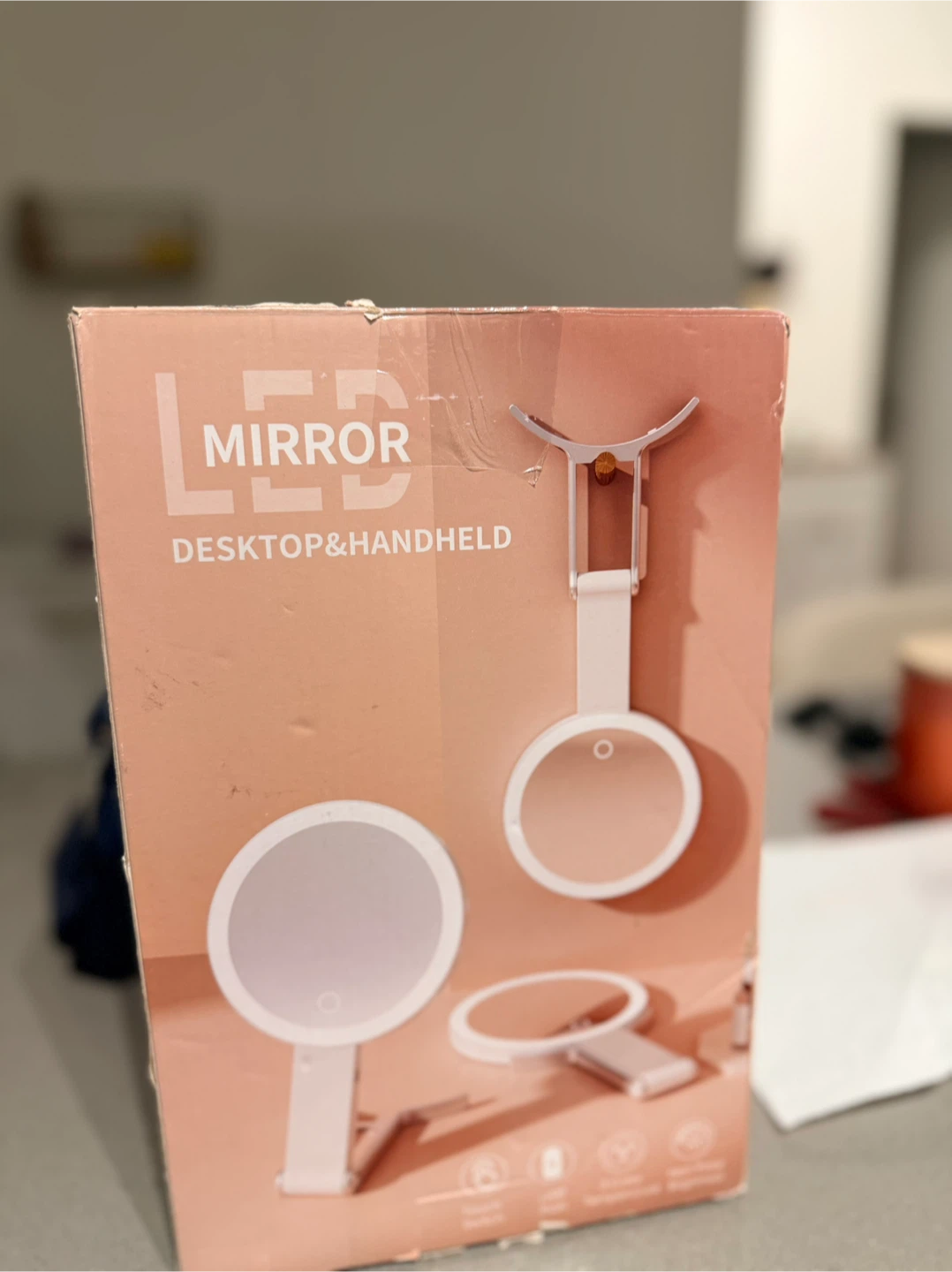 LED Desktop and Handheld Mirror - photo 5