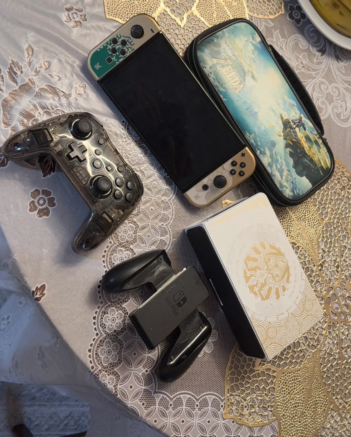 Nintendo Switch OLED Zelda Tears of the Kingdom Edition - photo 3