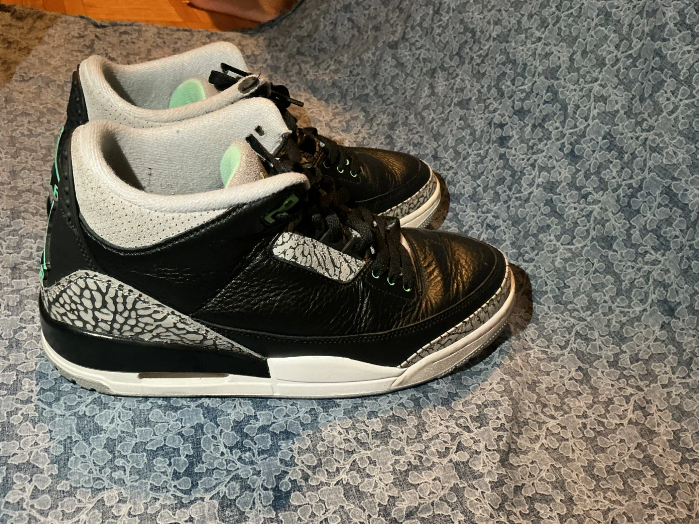 Air Jordan 3 Retro Sneakers - photo 3