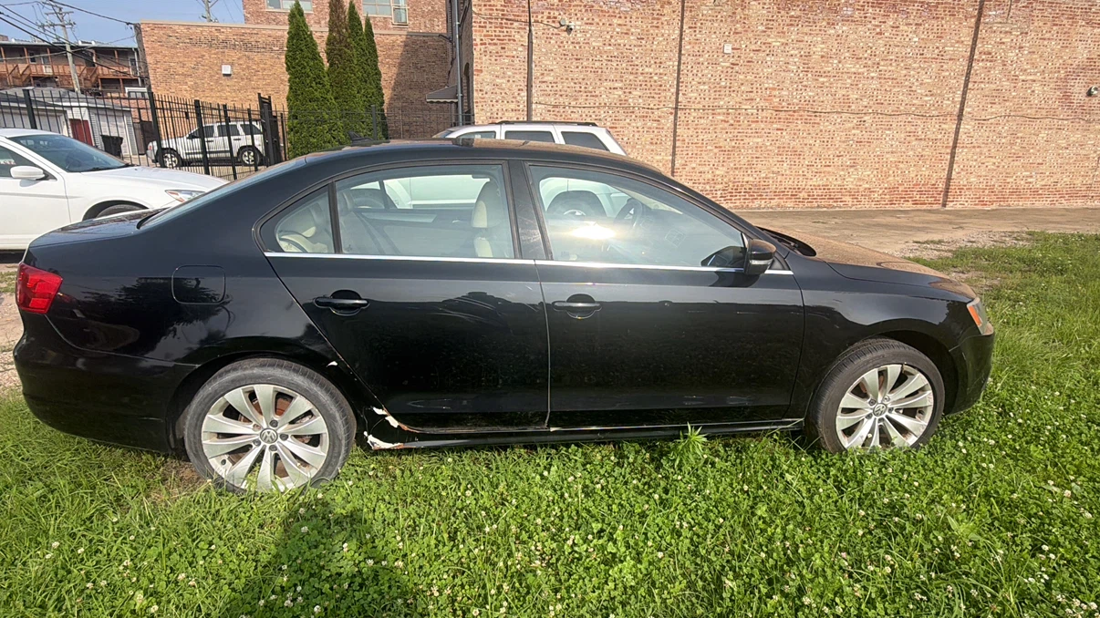 Black Volkswagen Jetta 2.5 SE Sedan - photo 4