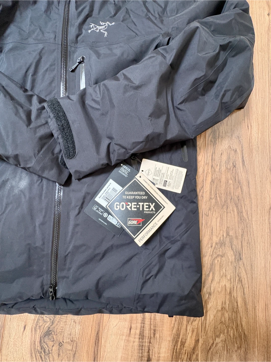 Brand new Arcteryx  Insulated Beta Jacket - photo 4