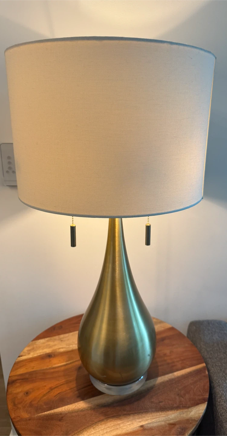 Brushed Brass Teardrop Table Lamp
