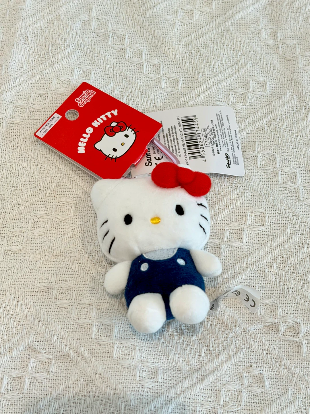 Sanrio Hello Kitty Plush Keychain - photo 4