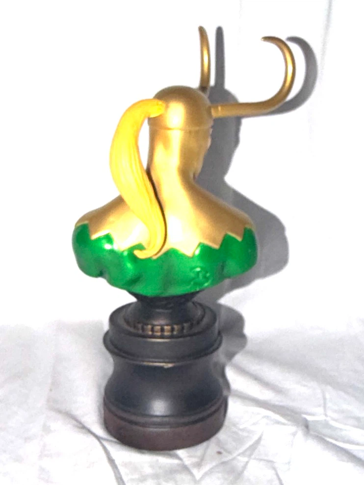 Bowen Designs Marvel Loki Mini Bust Limited Edition - photo 4