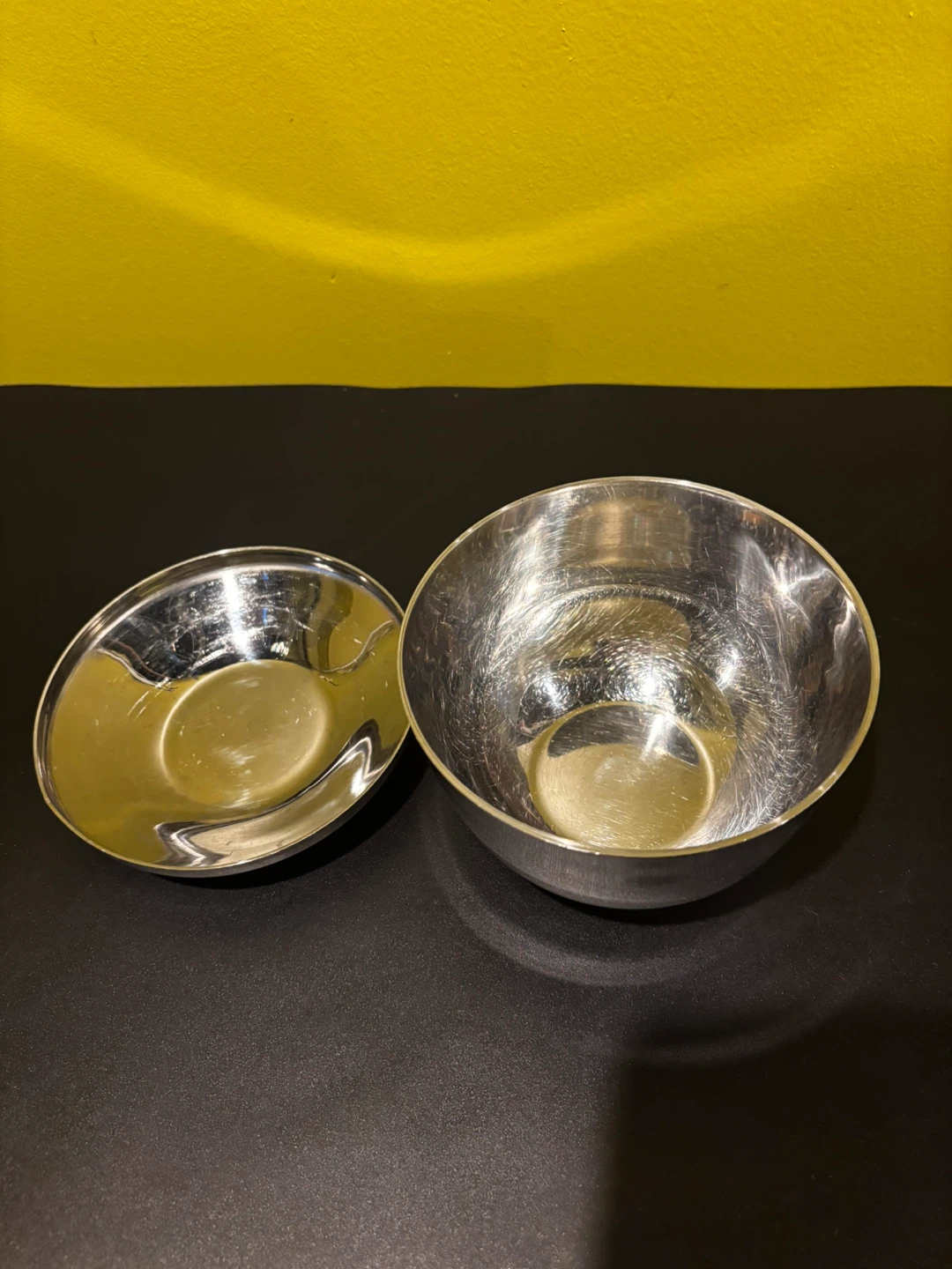 Set of 2 Decorative Metal Bowls - photo 4