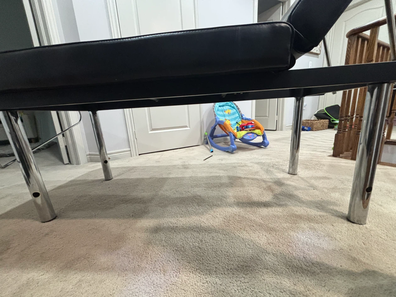 Black Massage Table - photo 2