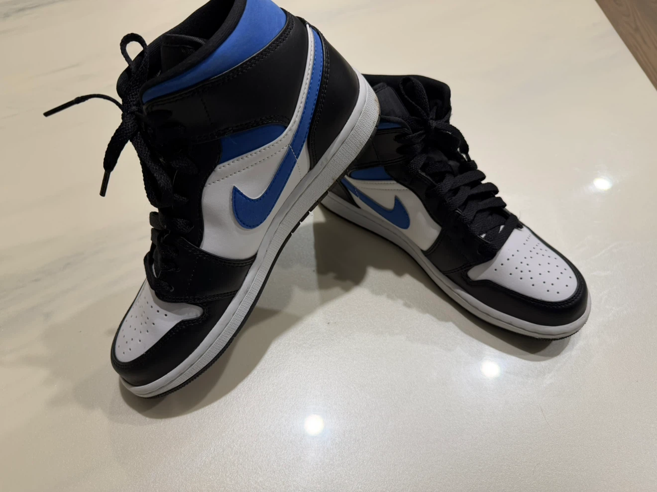 Air Jordan Mid Royal Blue Black White Sneakers - photo 2