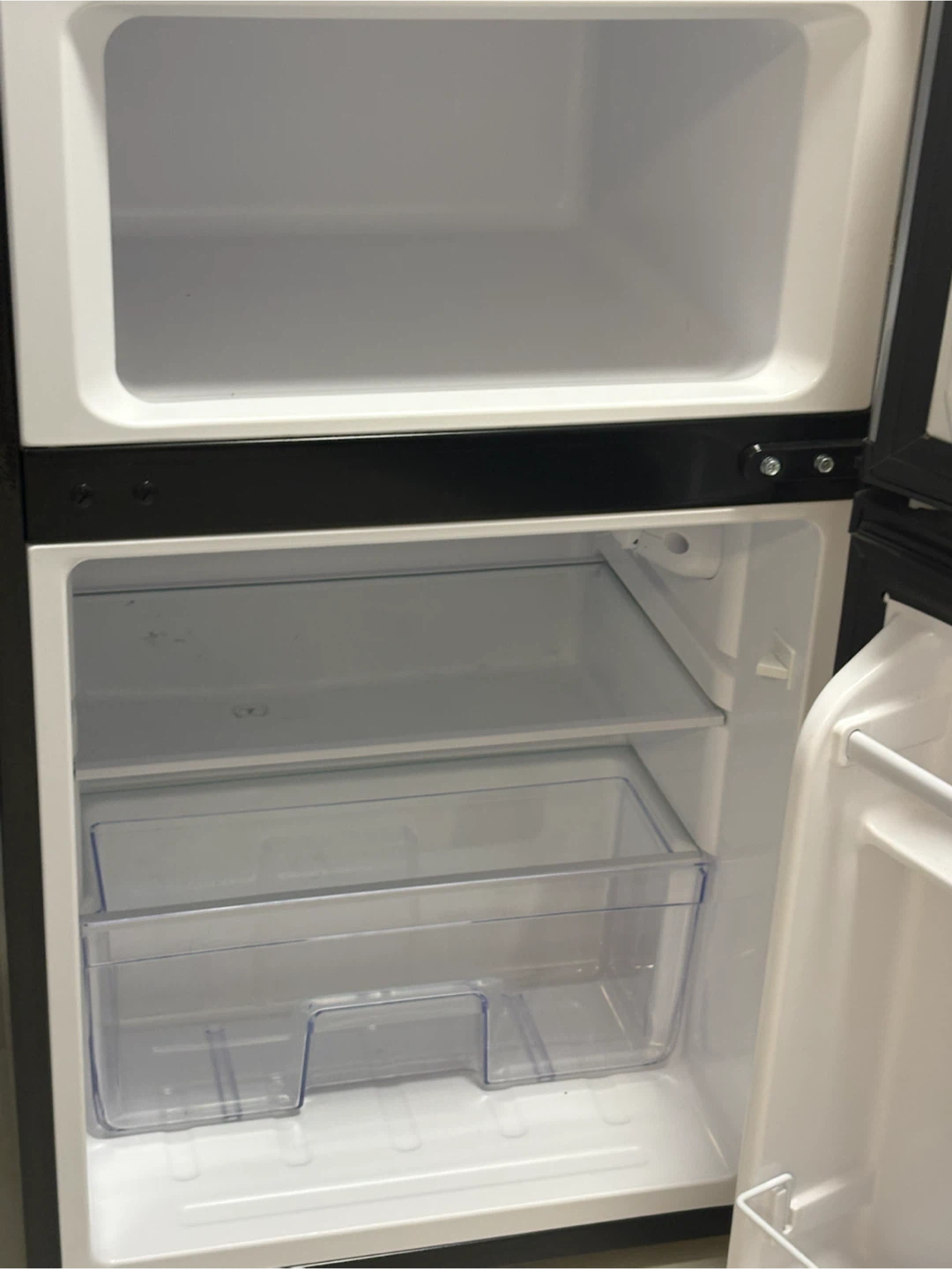 Insignia Stainless Steel Compact Fridge - photo 4