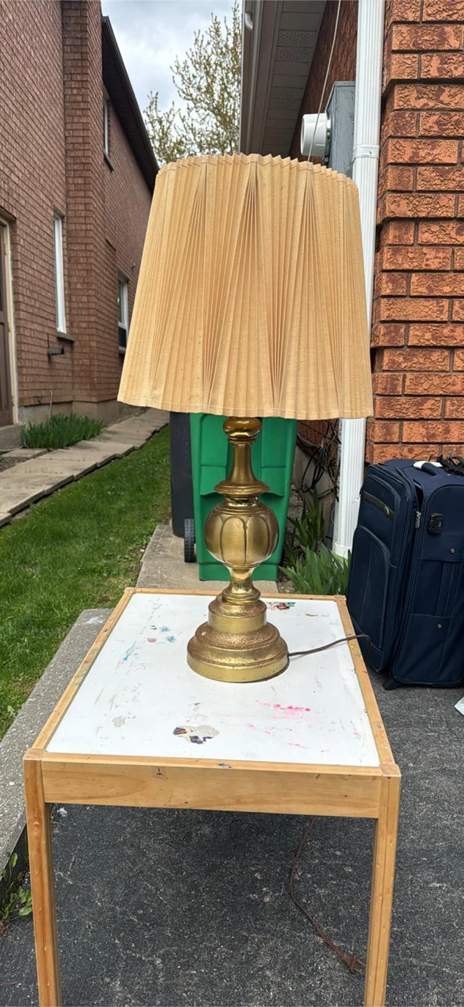 Vintage Gold Table Lamp with Pleated Shade - photo 2