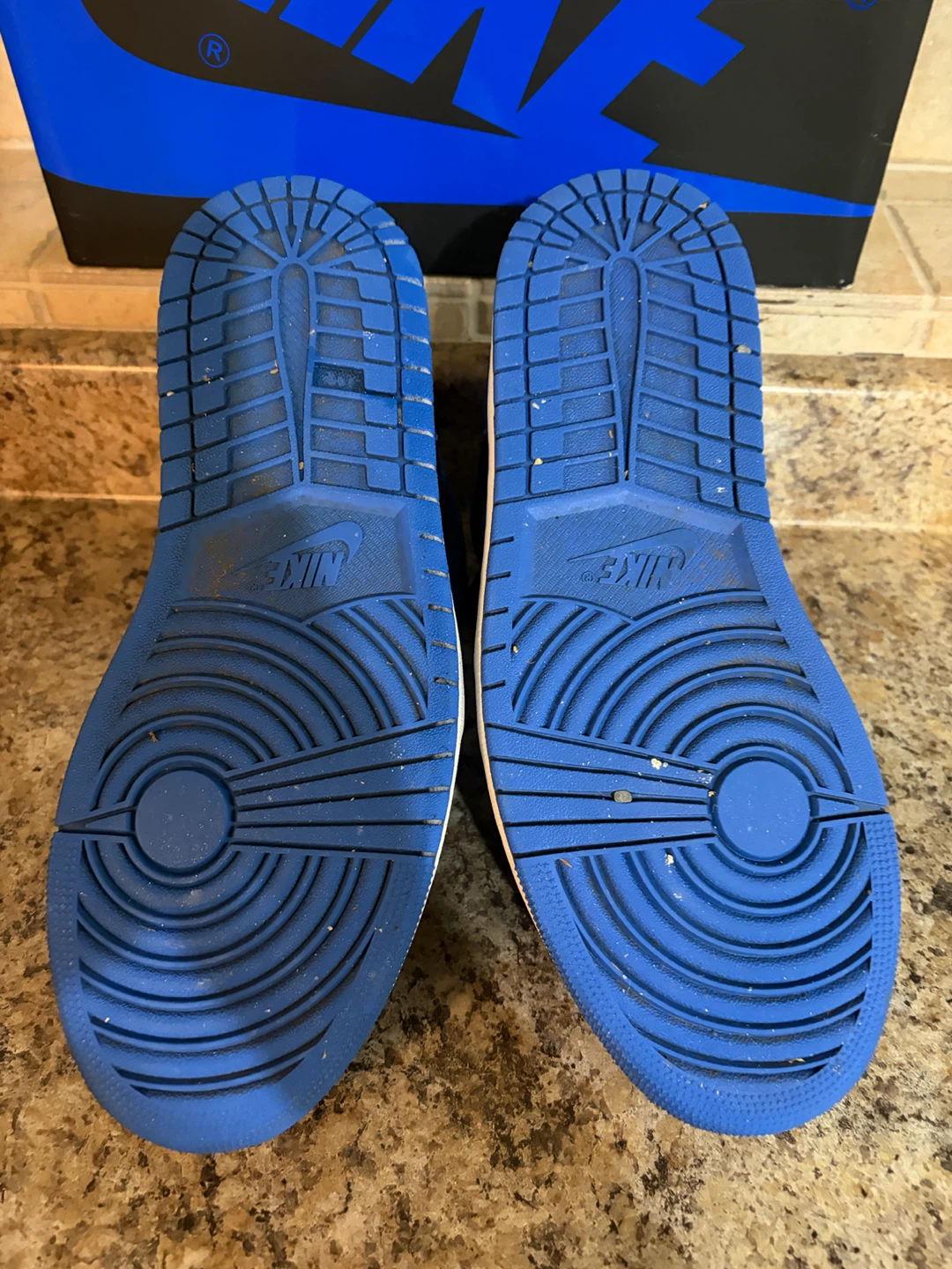 Air Jordan 1 High "Royal Blue" Sneakers - photo 5