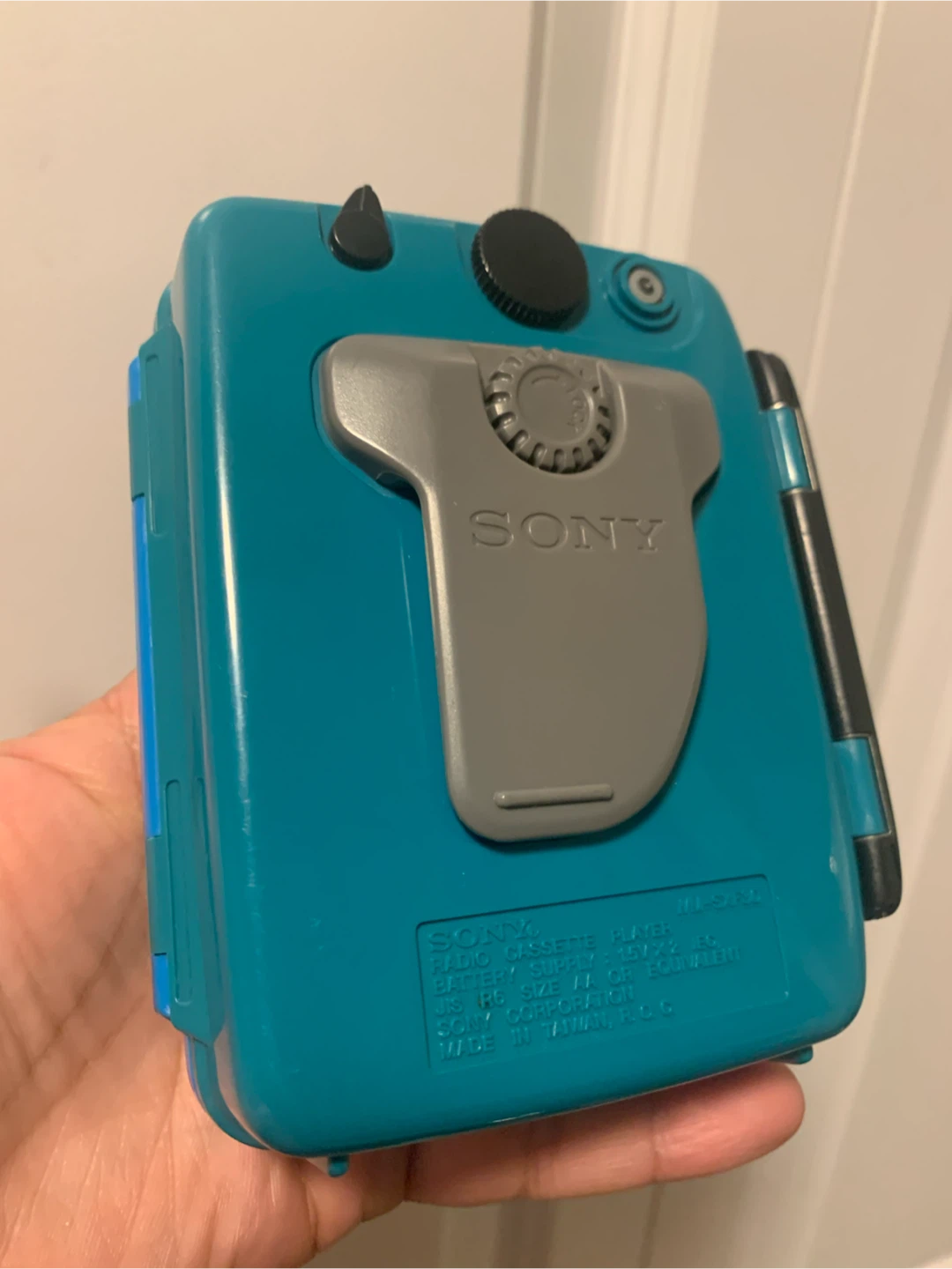 Sony Walkman Sports WM-SXF30 Cassette Player - photo 3