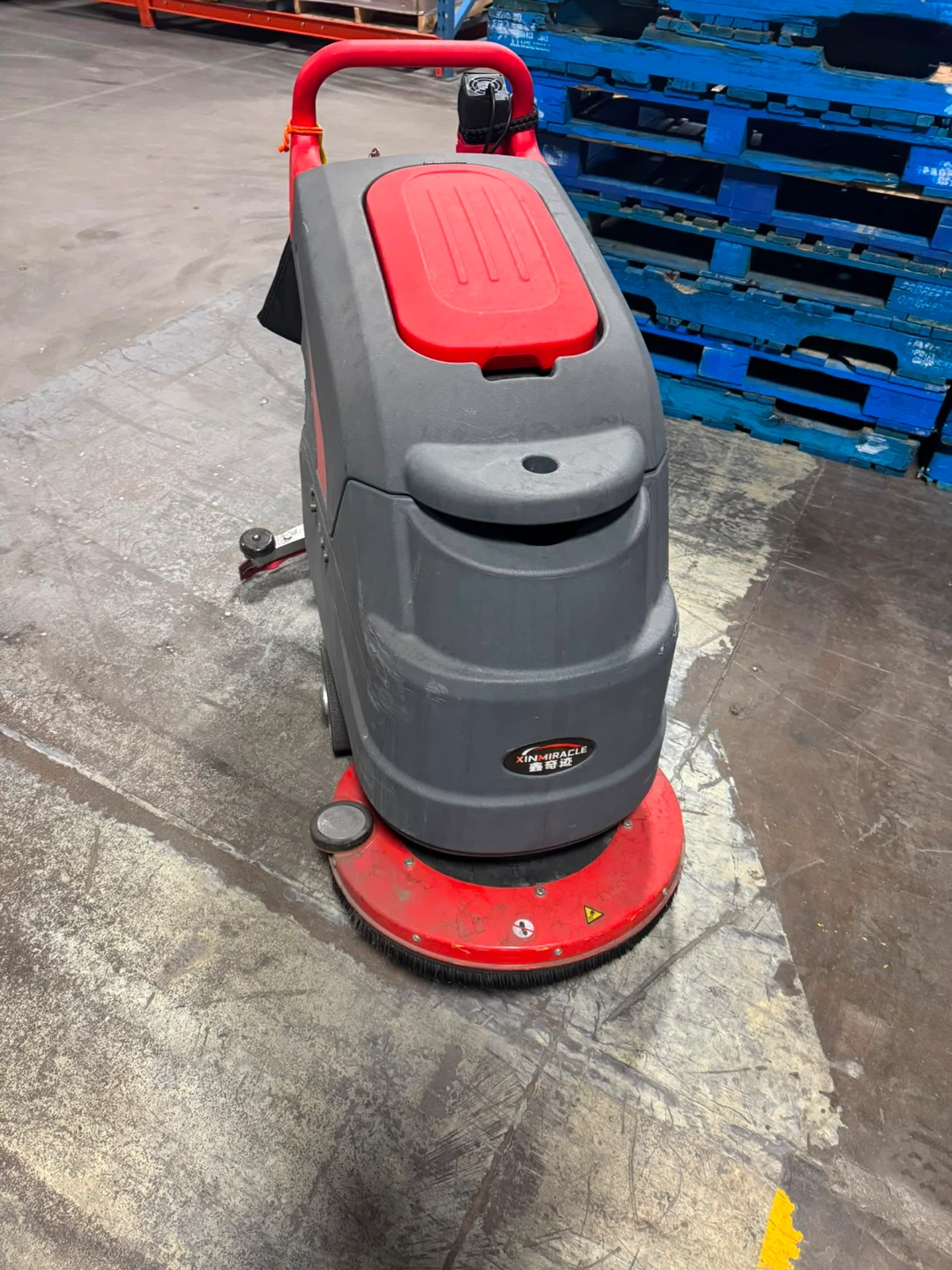 Scrubber machine - photo 3