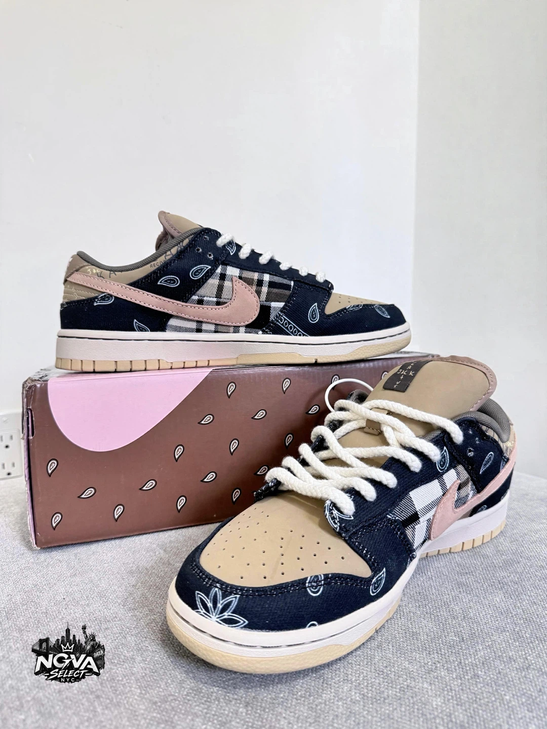 Nike SB Dunk Low Travis Scott