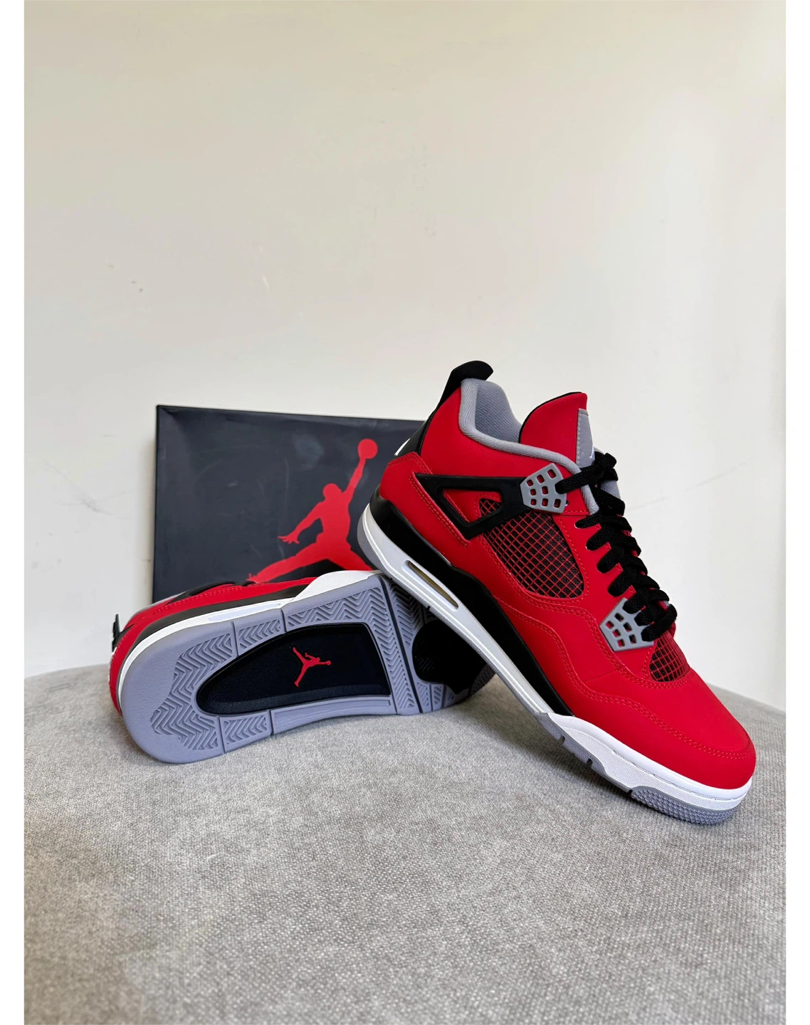 Air Jordan 4 Retro Toro Bravo - photo 2