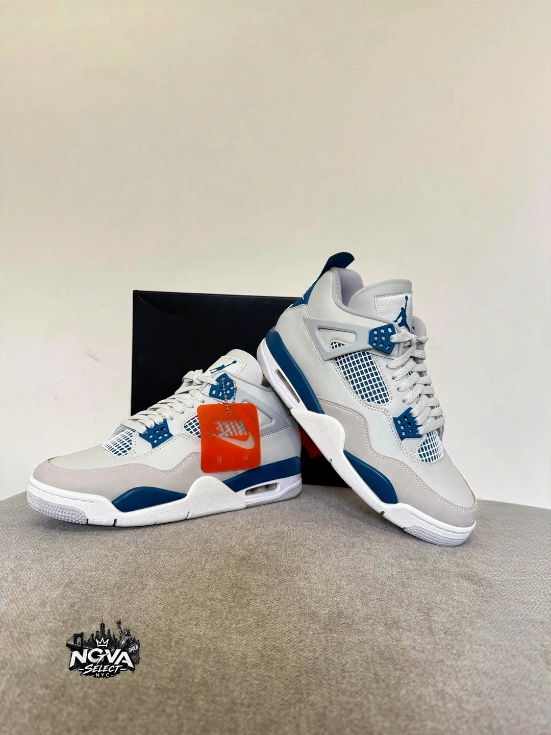 Nike Air Jordan 4 Retro Sneakers - photo 2