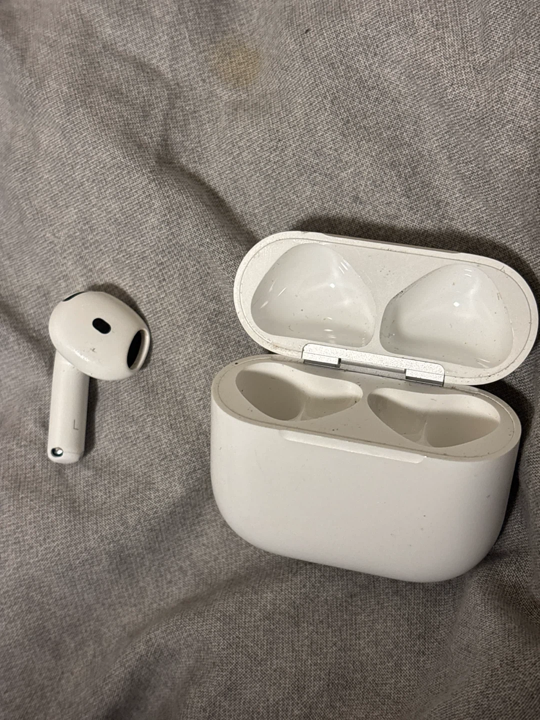 AirPod 4 pros - photo 4
