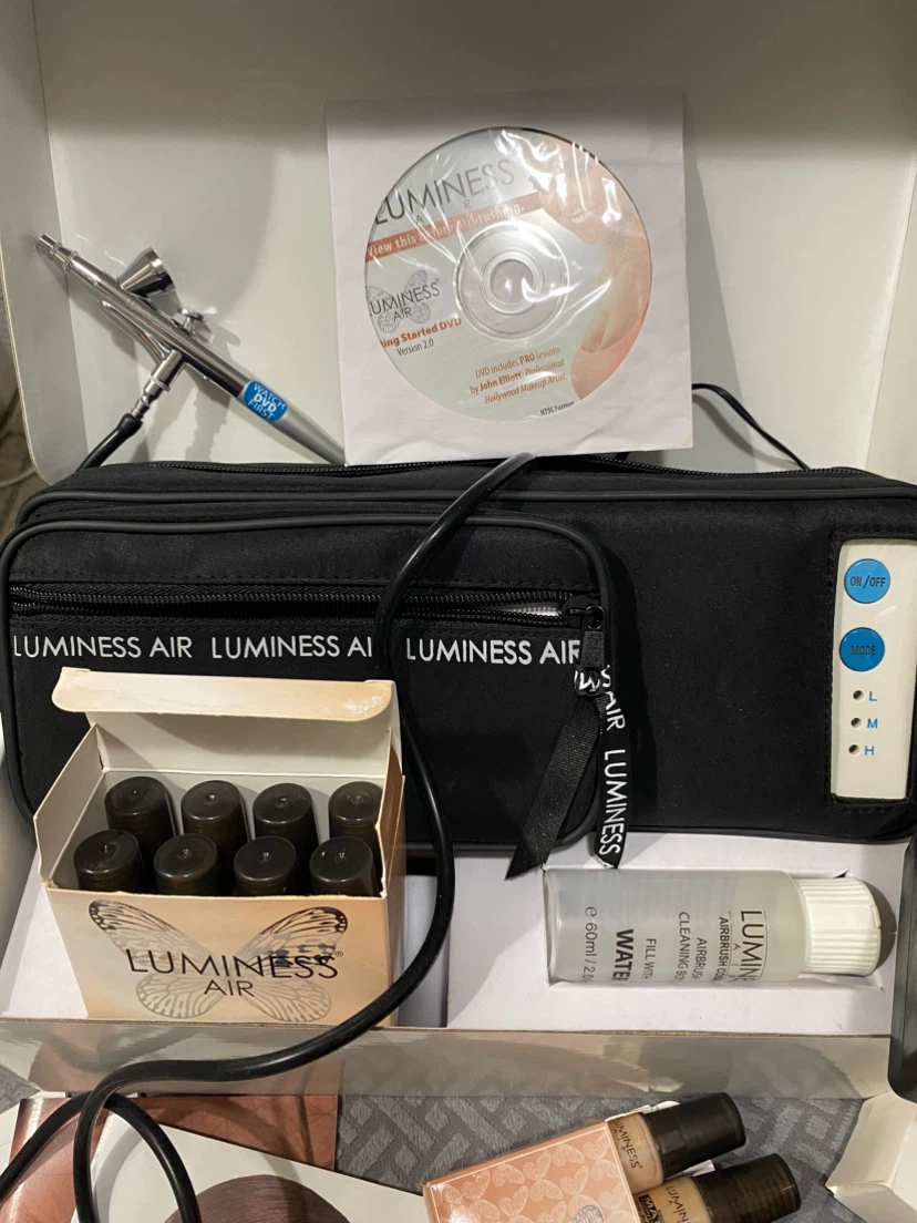 LUMINESS AIR AIRBRUSH COSMETICS SYSTEM! - photo 2