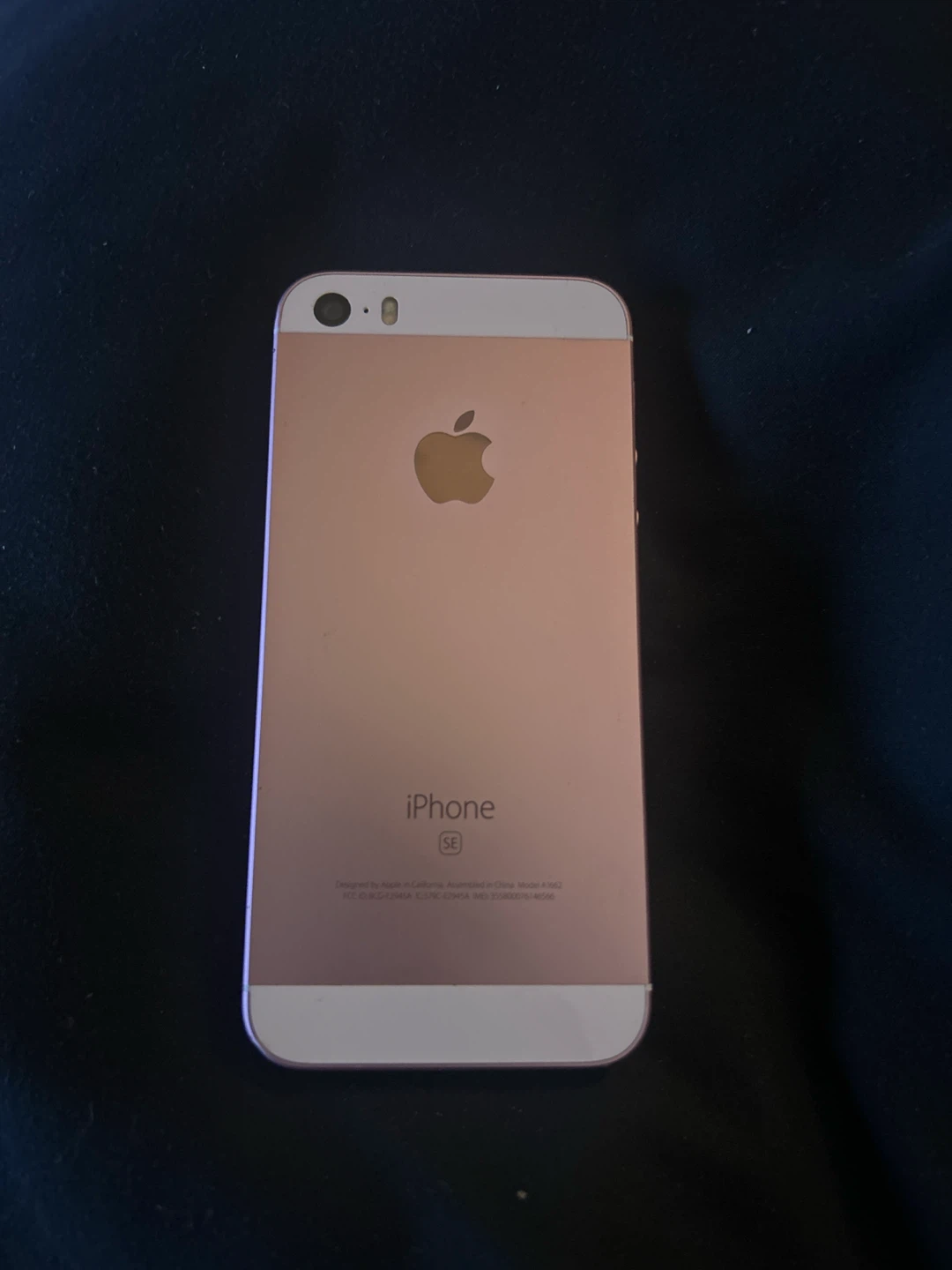 iPhone SE Rose Gold