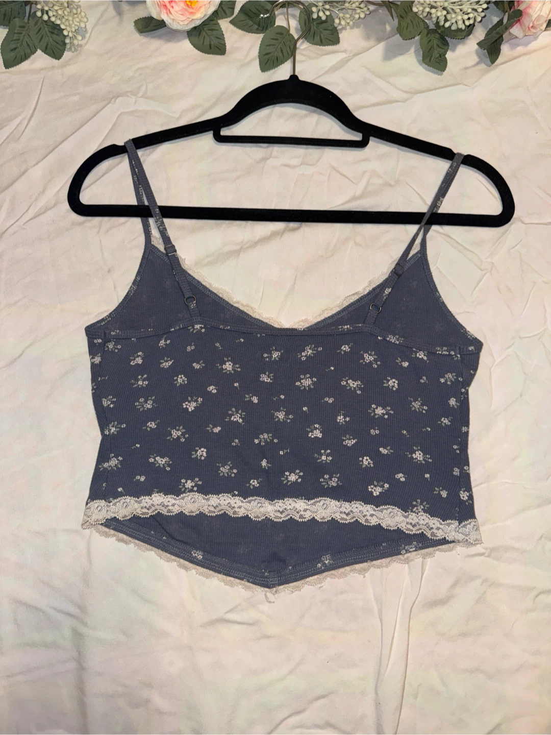 Hollister Floral Lace-Trim Tank Top - photo 2
