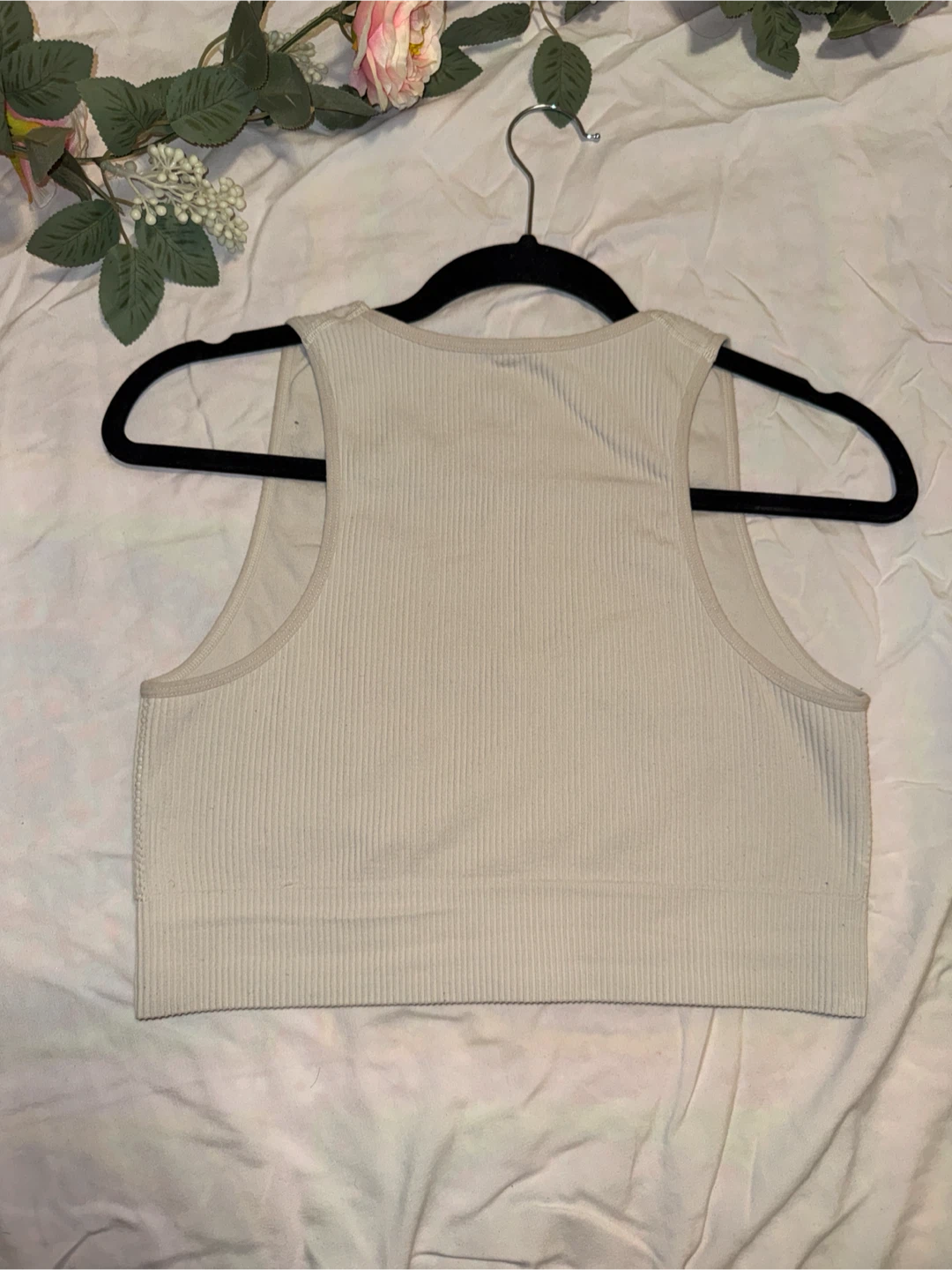 Garage Beige Ribbed V-Neck Tank Top - photo 2