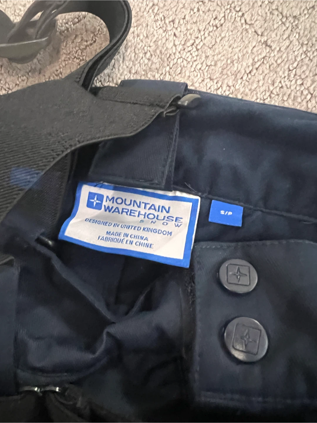 Bolle Snow Goggles and Mountain Warehouse Ski Pants - photo 2