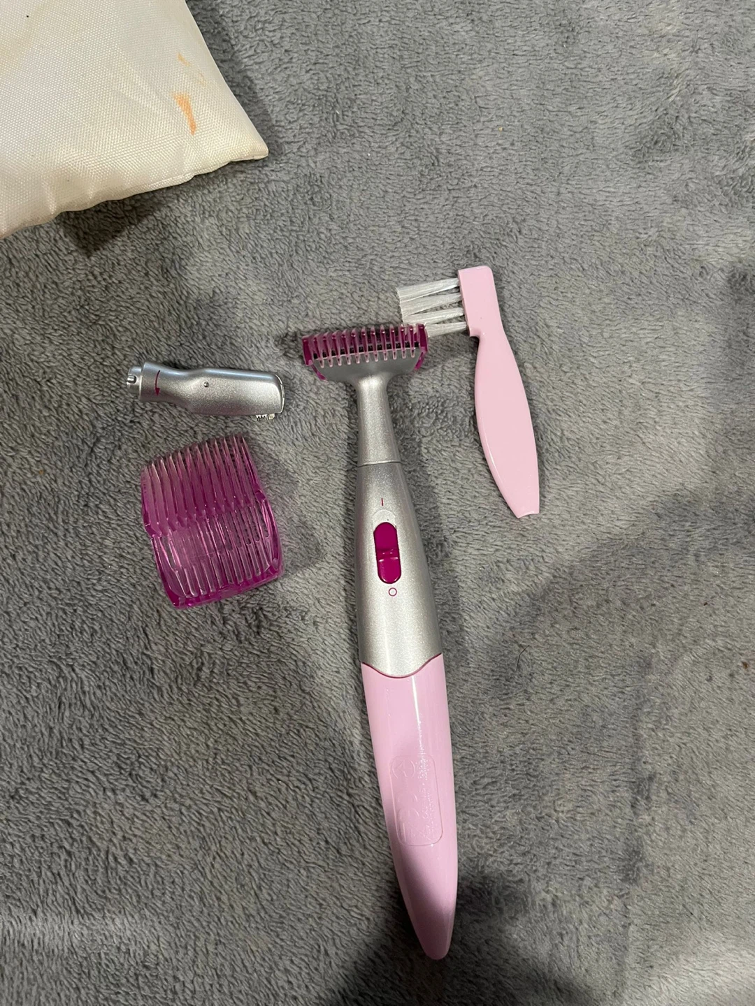 Veet Sensitive Precision Beauty Styler