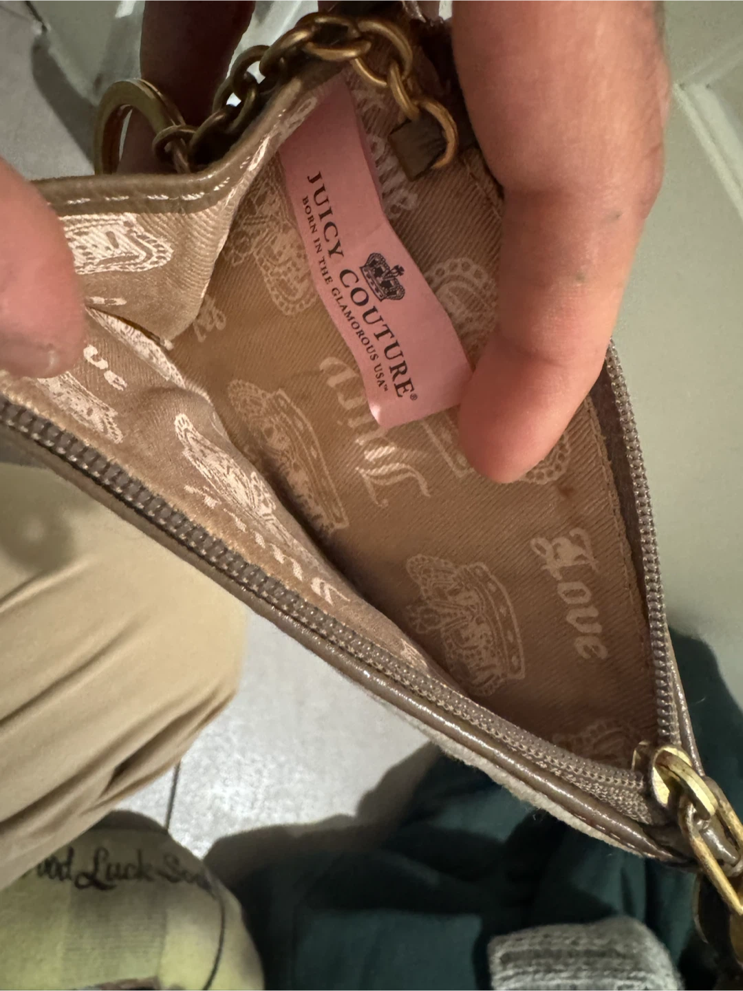 Juicy Couture Velour Coin Pouch - photo 3