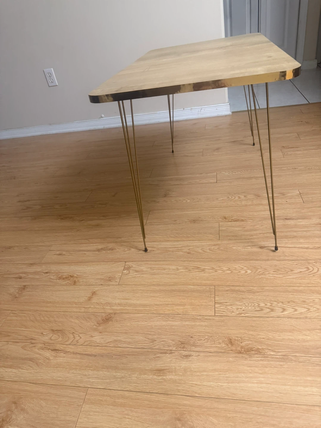 Modern Wooden Coffee / Accent Table with Gold Hairpin Legs - photo 2