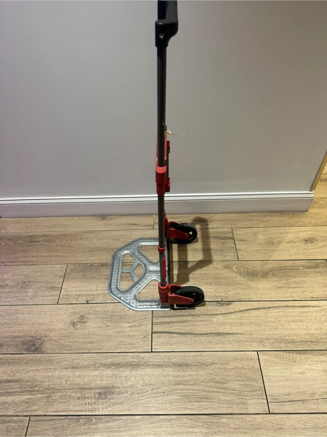 Milwaukee Folding Hand Truck - photo 2