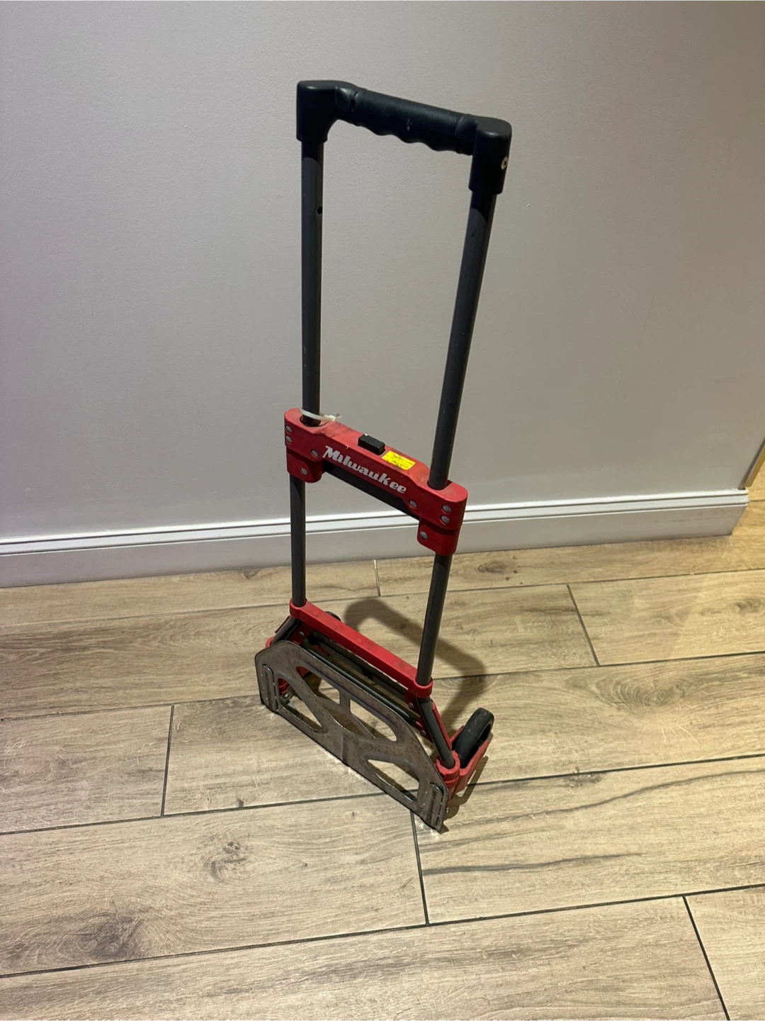Milwaukee Folding Hand Truck - photo 3