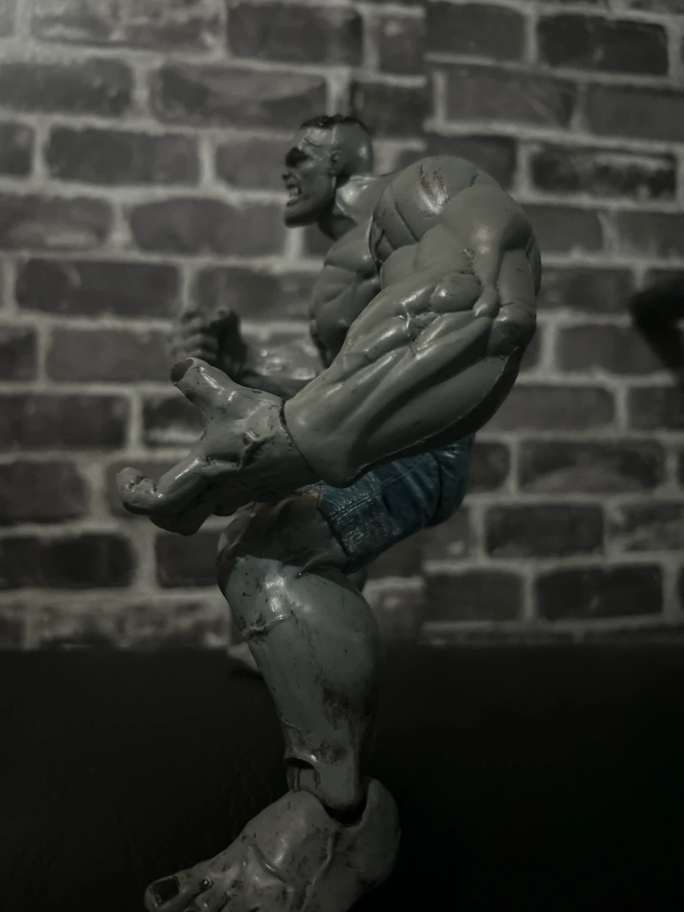 Marvel Select Ultimate Gray Hulk Figure - photo 2