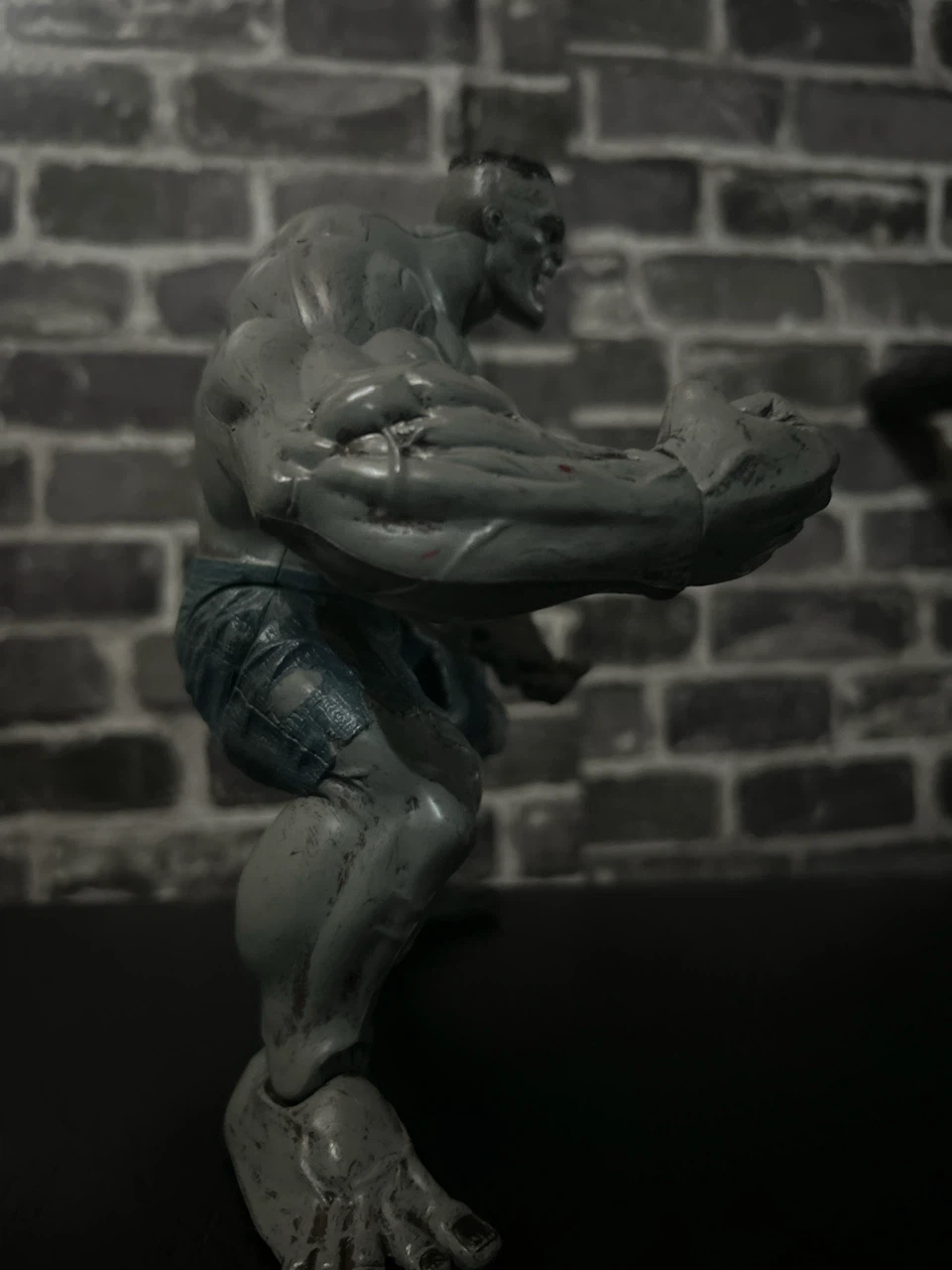 Marvel Select Ultimate Gray Hulk Figure - photo 4