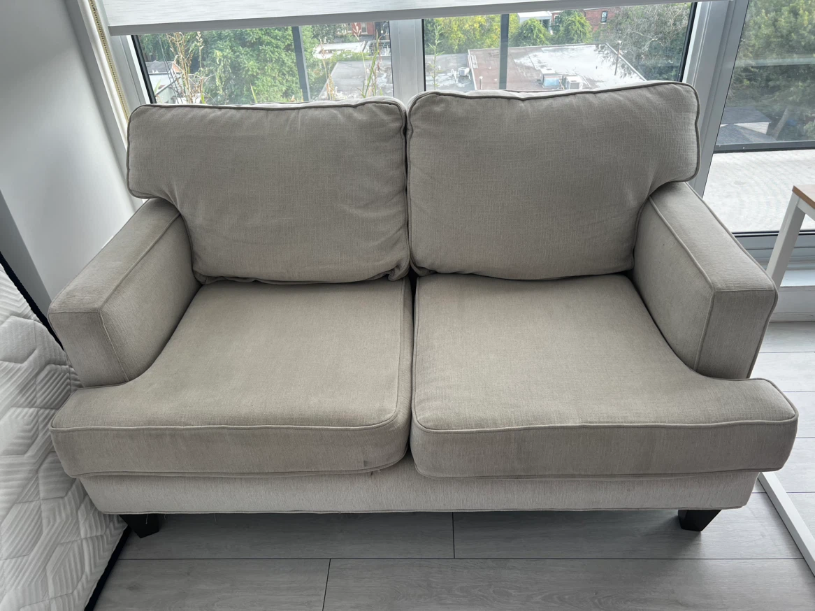 Cream two seater couch - photo 2
