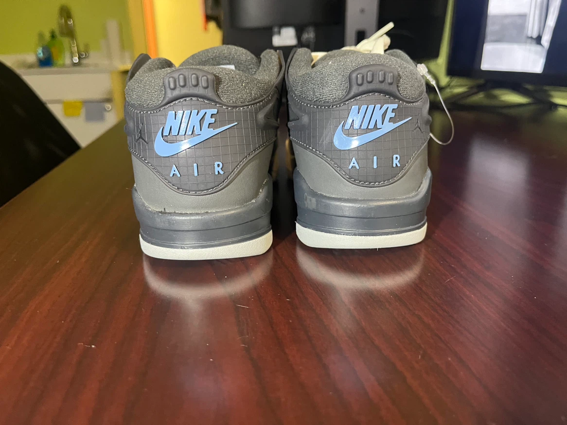 JORDAN 4RM IRON GREY - photo 5
