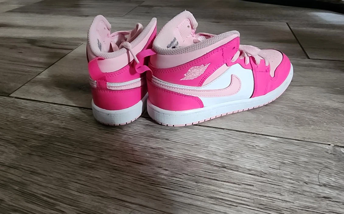 PINK JORDANS - photo 4