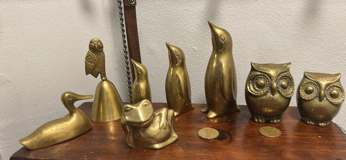 Brass Animal Figurines (Owl Bell, Penguins, Ducks, Frog) - photo 4