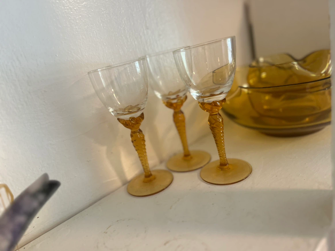 Amber Glass Serving Bowls Set and extras - photo 3