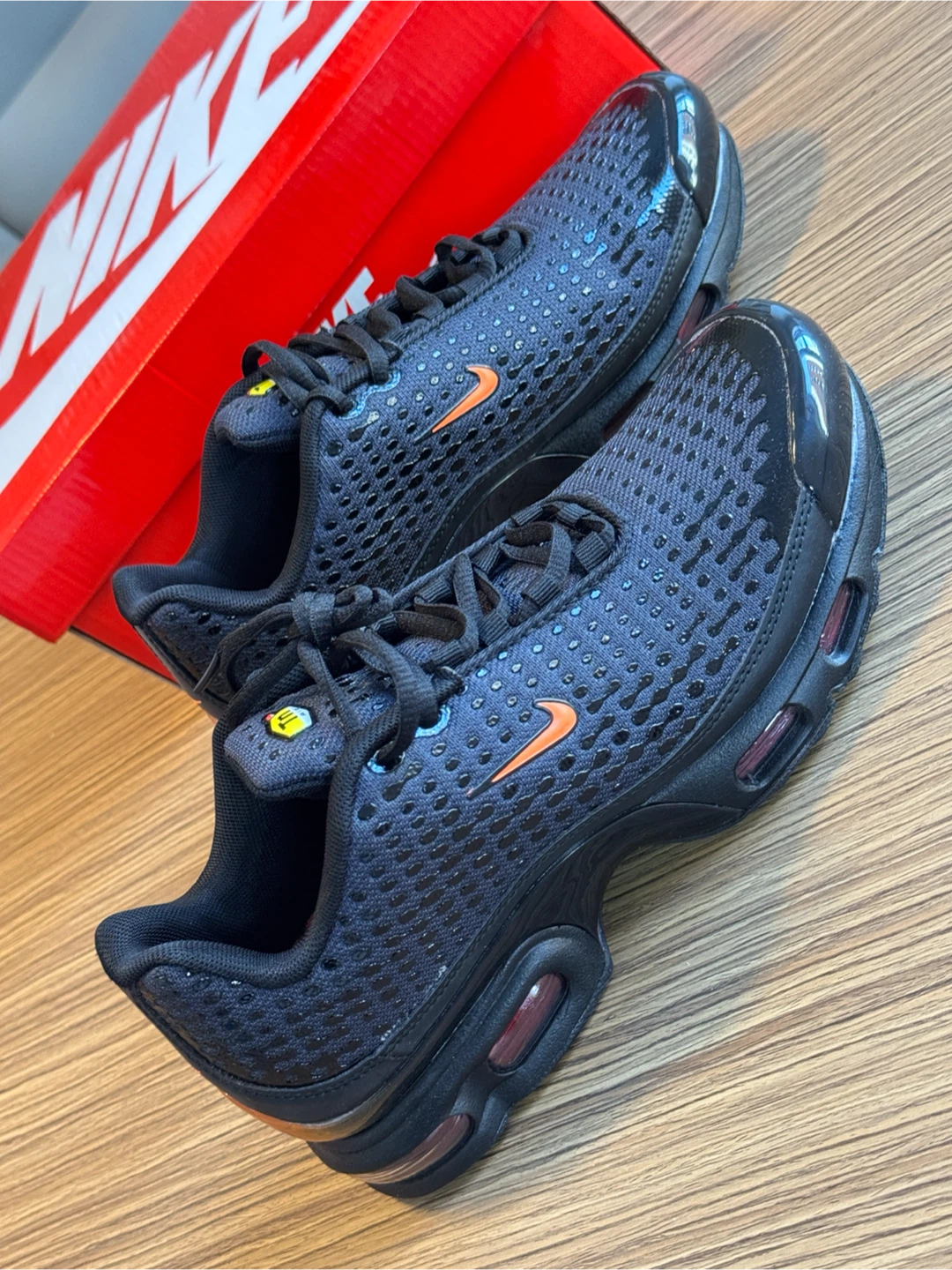 Soulier Nike Tn Plus 3 Noir Orange - photo 4