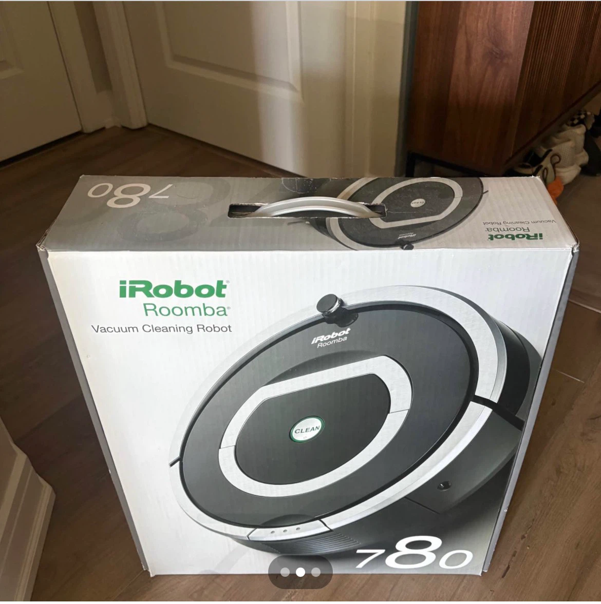 iRobot Roomba 780 Vacuum Cleaning Robot