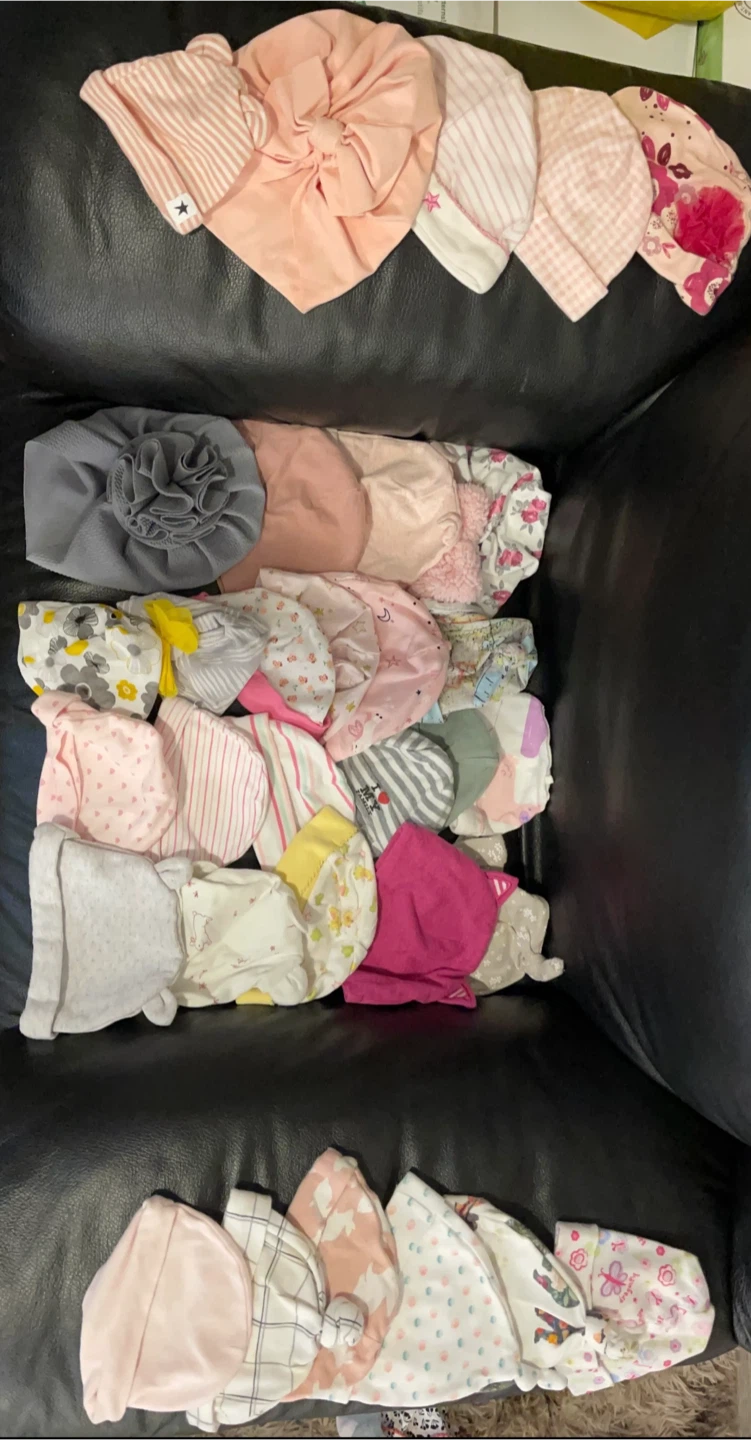 Baby Hats, Headbands, Mittens, and Shoes Bundle - photo 3