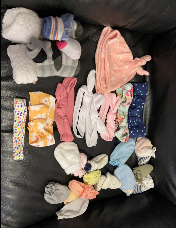 Baby Hats, Headbands, Mittens, and Shoes Bundle - photo 4