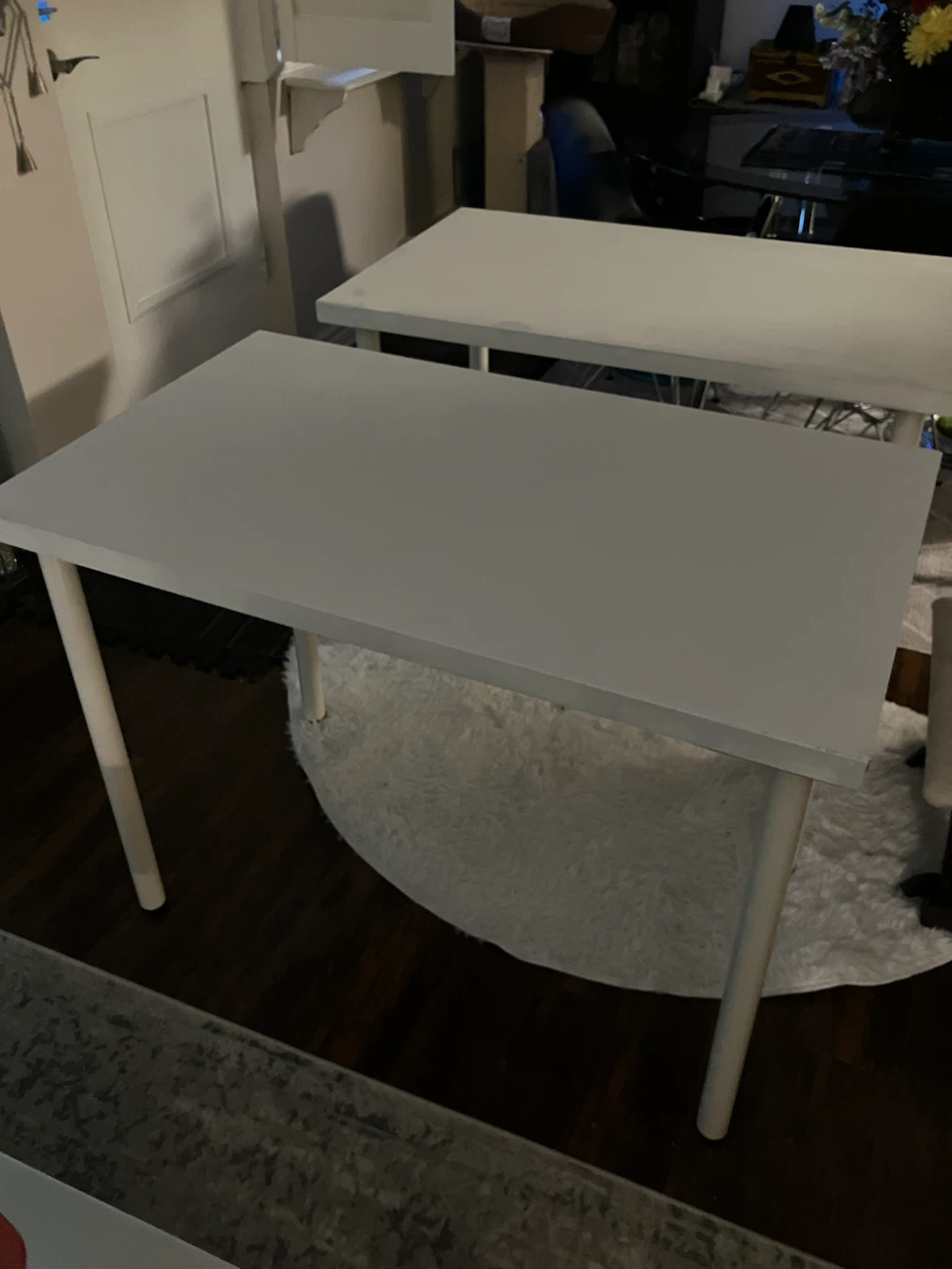 White Table - photo 3
